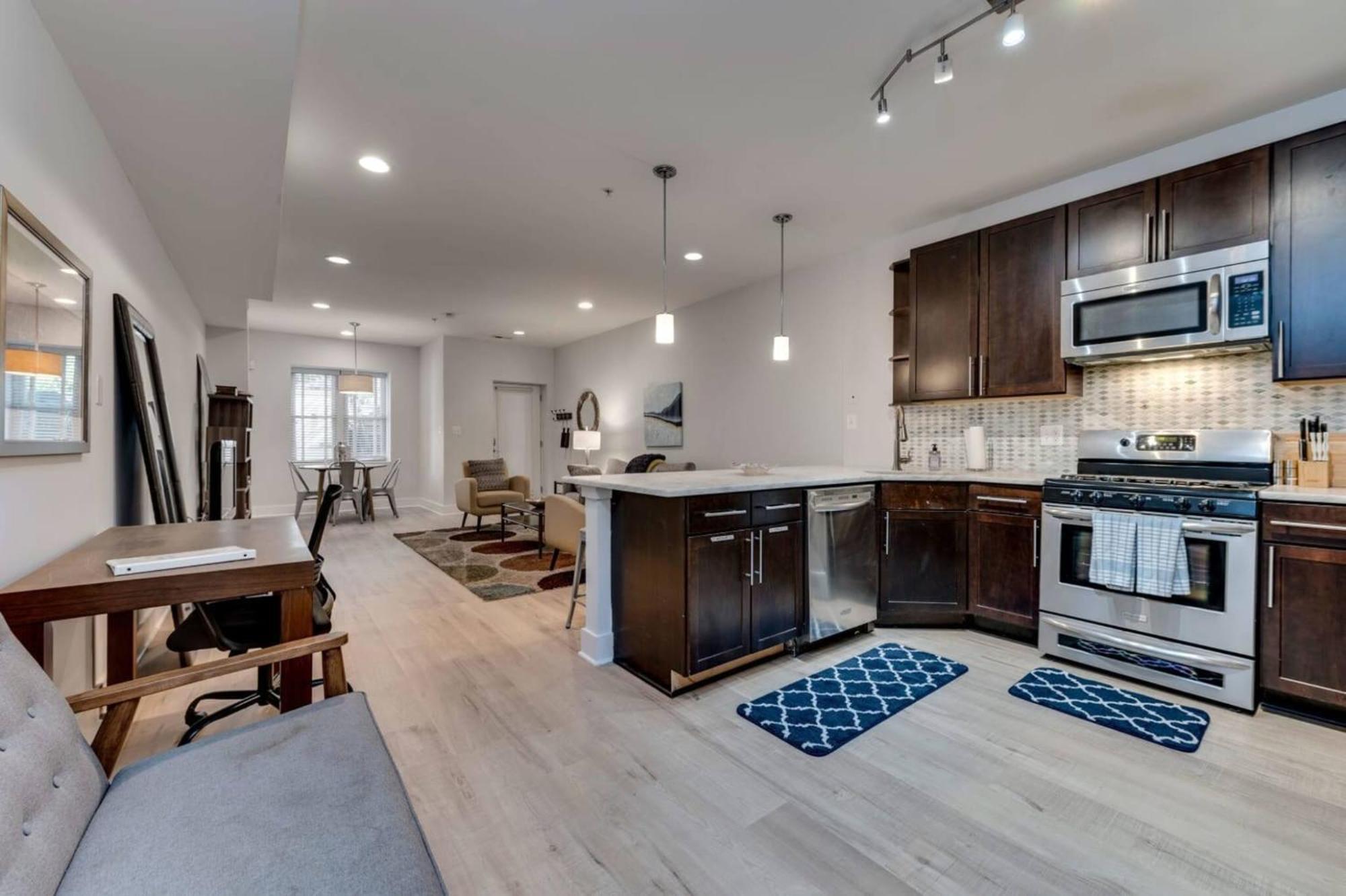 Апартаменты Luxe 2Bd2Ba Townhouse In Hip Area - Near Metro Вашингтон Экстерьер фото